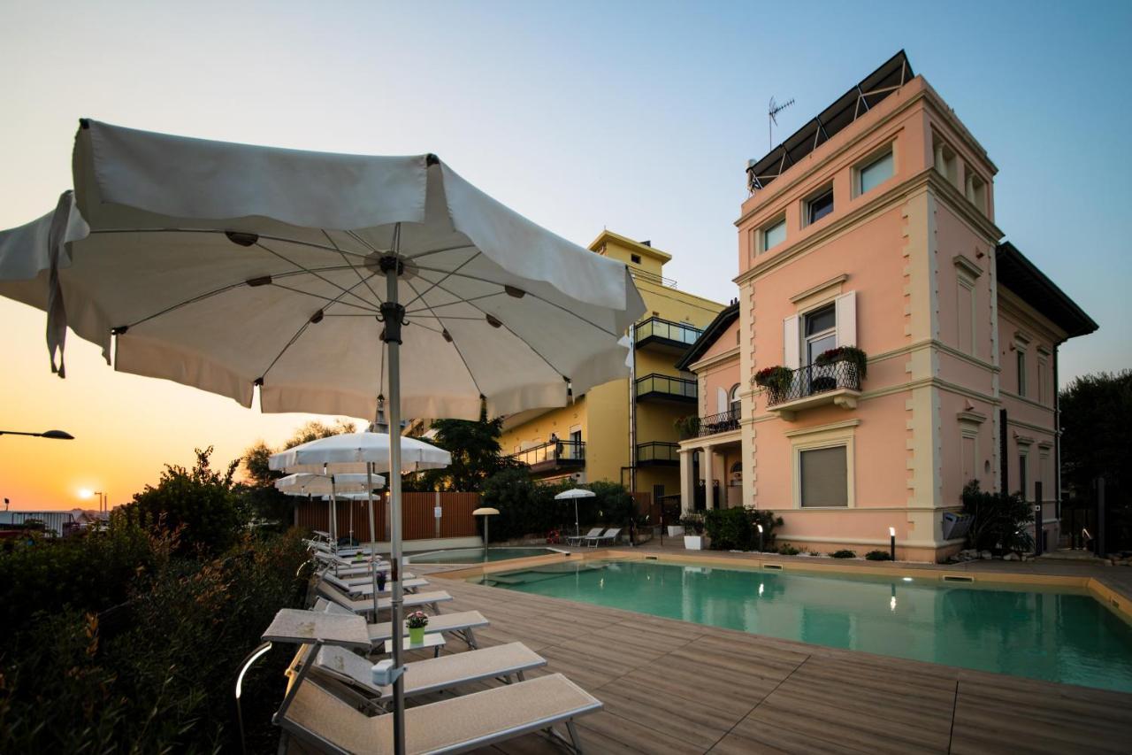 Villa Fiorita Каттолика Экстерьер фото